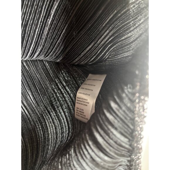 Good American Chrome Lamé Plissé Button Shirt - Picture 8 of 9